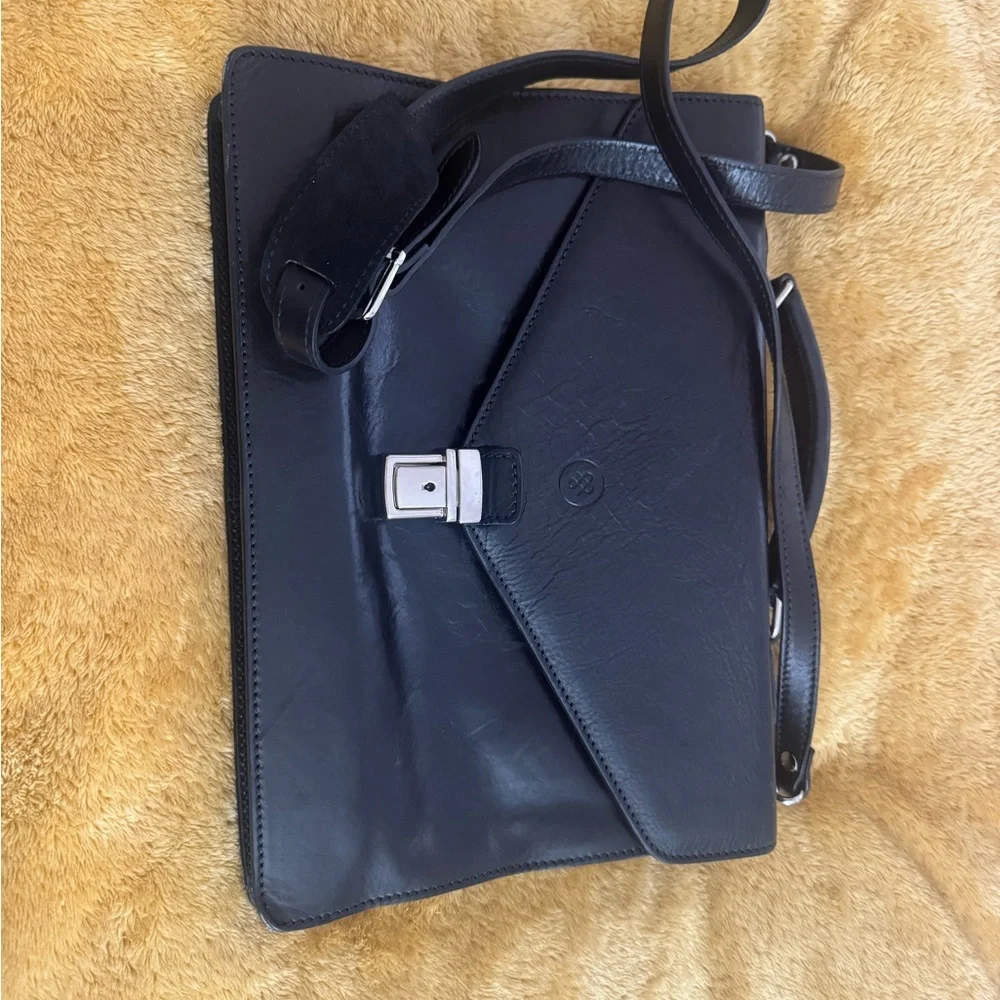 Sleek Black Maxwell Scott Italian Leather Briefcase